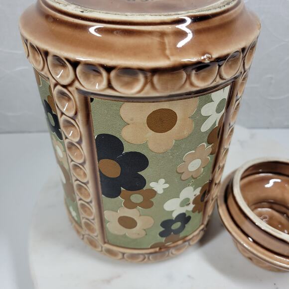 VTG McCoy USA Pottery Canister 10" Tan Green Ditsy Floral Daisy Ceramic Jar - Picture 7 of 16